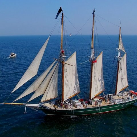 Tall Ships Field Trip with the IVHS