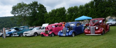 Carshow at Coldspring Town Picnic