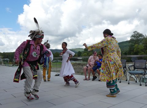 Seneca Dancers at the SINM